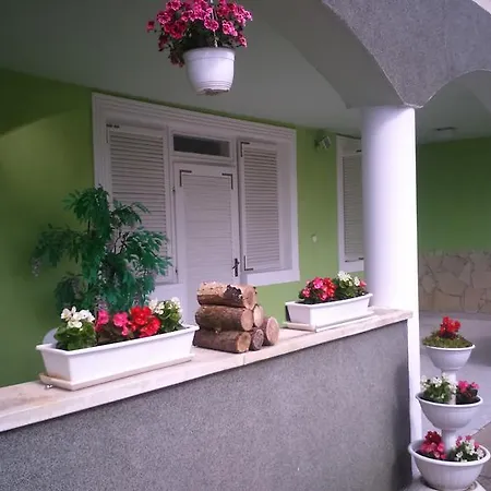 Apartment Viktoria *