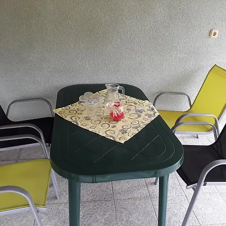 Viktoria Apartment *