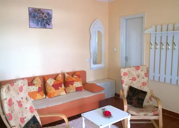 Viktoria Apartment *