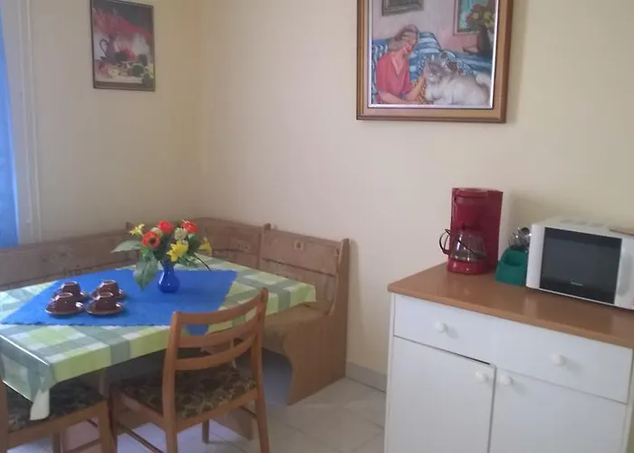 Apartment Viktoria *